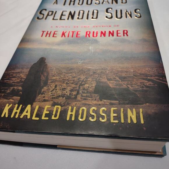 A Thousand Splendid Suns by Khaled Hosseini hardback book - Picture 2 of 7